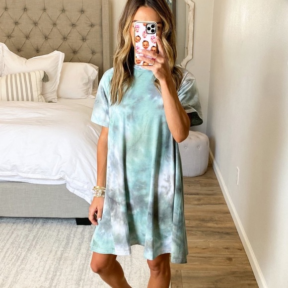 TALULAH Dresses & Skirts - Shop Talulah Illusion Dyed T-Shirt Dress Mint/Grey